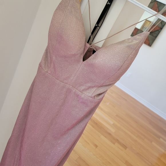 Shiny party dress. - Picture 2 of 4